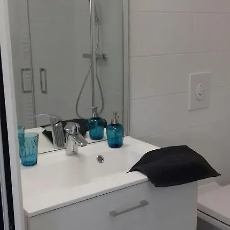 Renove Et Equipe 2 Personnes Le Canardeau