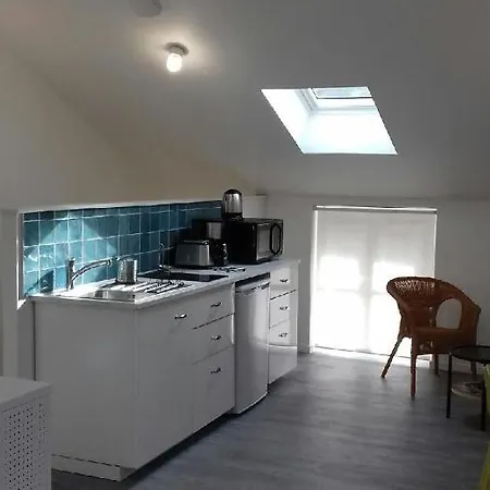 Renove Et Equipe 2 Personnes Le Canardeau